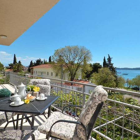 Mar Deluxe Apartments Trogir Bagian luar foto