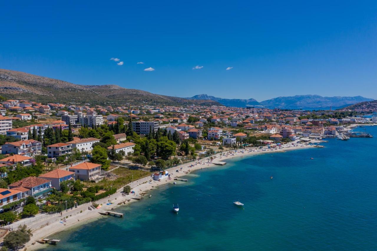Mar Deluxe Apartments Trogir Bagian luar foto