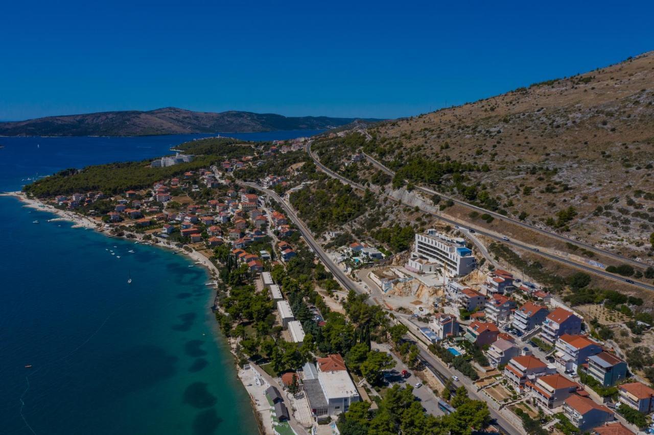 Mar Deluxe Apartments Trogir Bagian luar foto