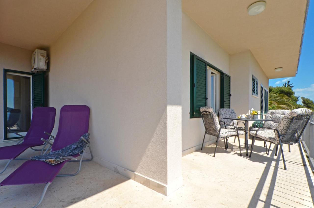 Mar Deluxe Apartments Trogir Bagian luar foto
