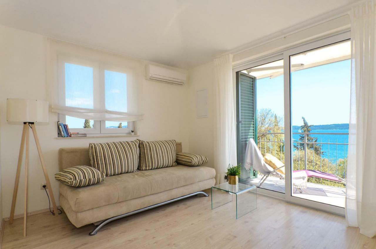 Mar Deluxe Apartments Trogir Bagian luar foto